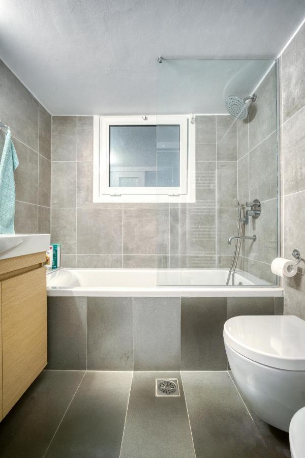 Bright Spacious Luxury Apartment In Prime Central Athen Exterior foto